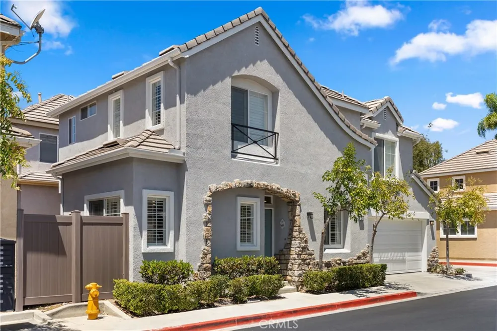 15 Poppyfield Rancho Santa Margarita, CA 92688