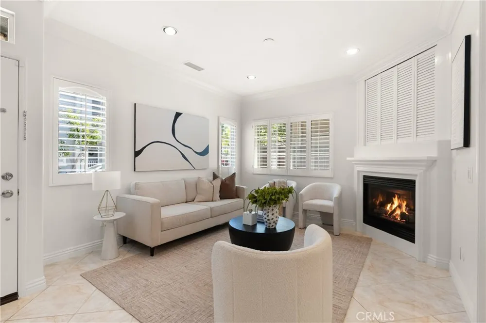 15 Poppyfield Rancho Santa Margarita, CA 92688