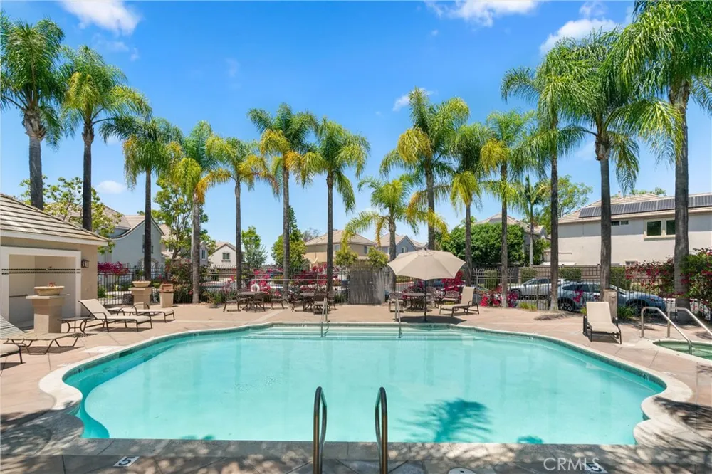 15 Poppyfield Rancho Santa Margarita, CA 92688