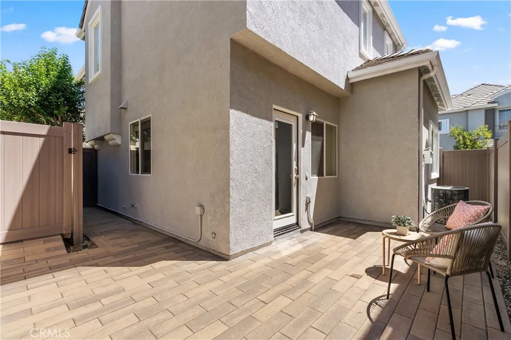 15 Poppyfield Rancho Santa Margarita, CA 92688