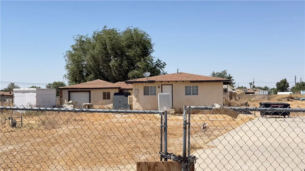 9219 E Avenue R Littlerock, CA 93543