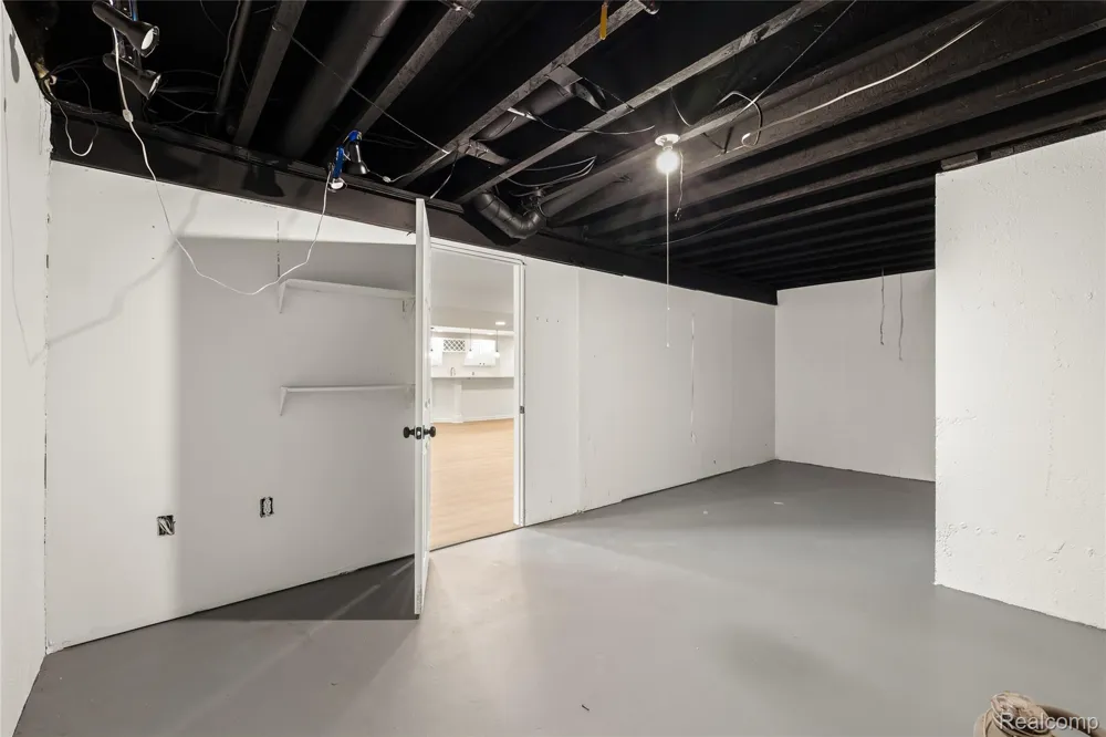 17023 Courville Drive Northville Township, MI 48168