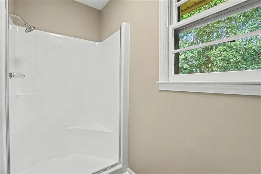 63 Green Street Royston, GA 30662