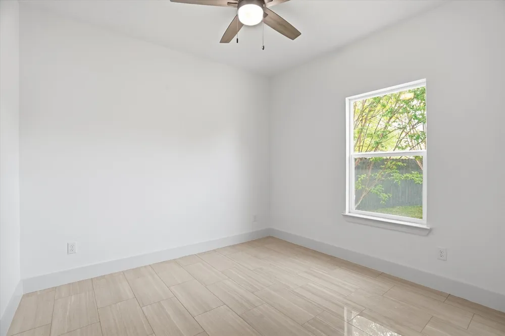 1613 SE Park Road Mineral Wells, TX 76067