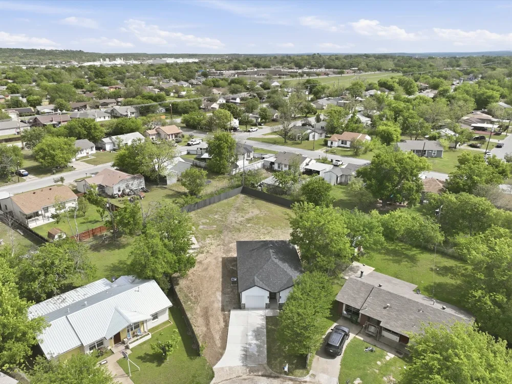 1613 SE Park Road Mineral Wells, TX 76067