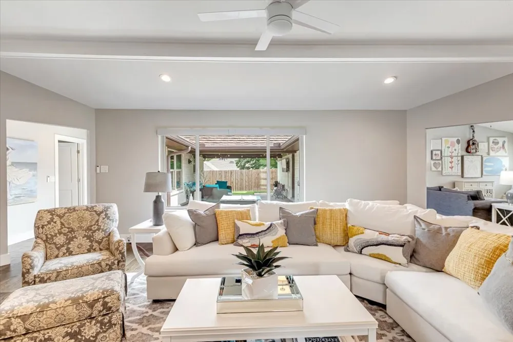 27 Crestwood Drive Trophy Club, TX 76262