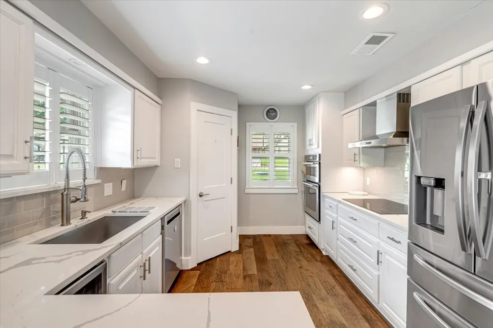 27 Crestwood Drive Trophy Club, TX 76262