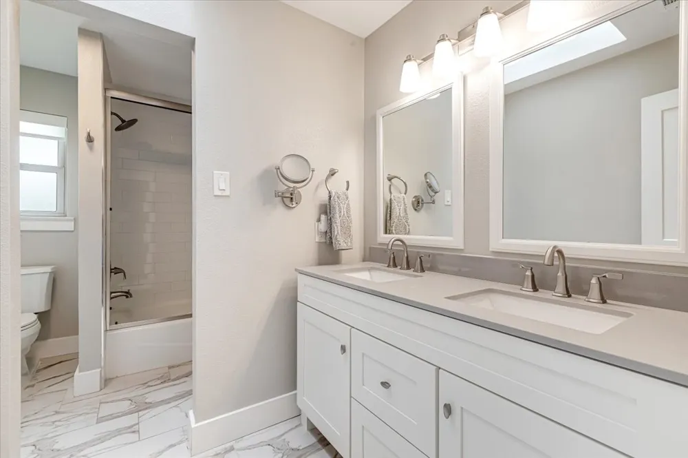 27 Crestwood Drive Trophy Club, TX 76262