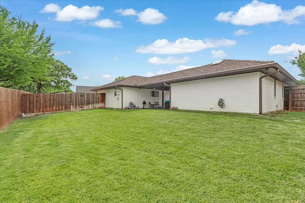27 Crestwood Drive Trophy Club, TX 76262