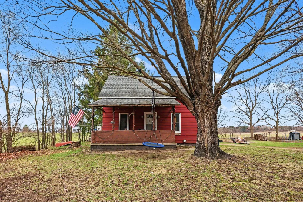 3521 S 204th Avenue Hesperia, MI 49421