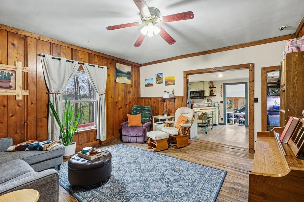 3521 S 204th Avenue Hesperia, MI 49421