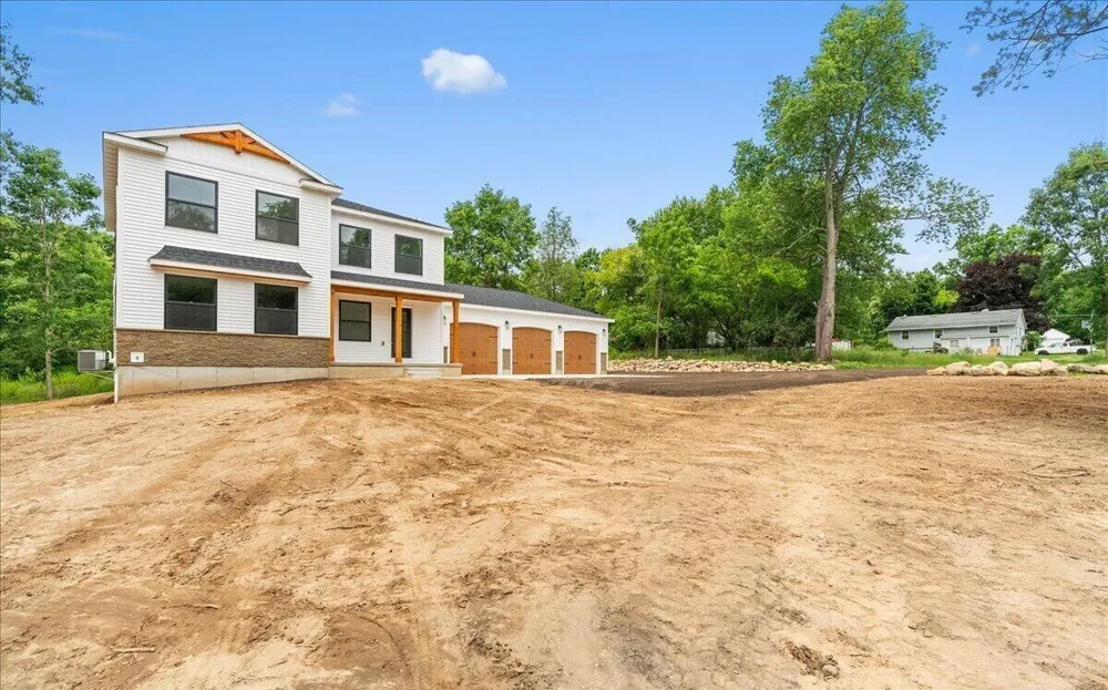 102 Mehl Street Leslie, MI 49251