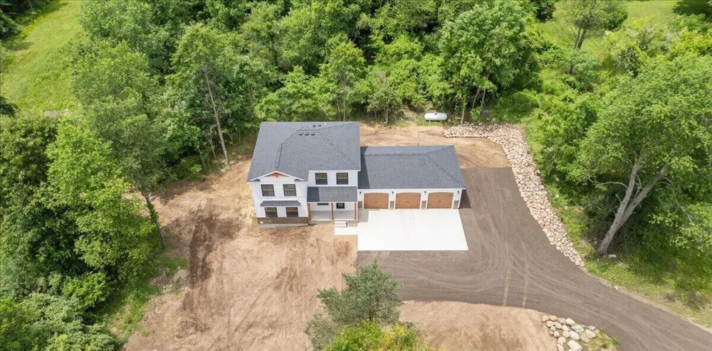 102 Mehl Street Leslie, MI 49251