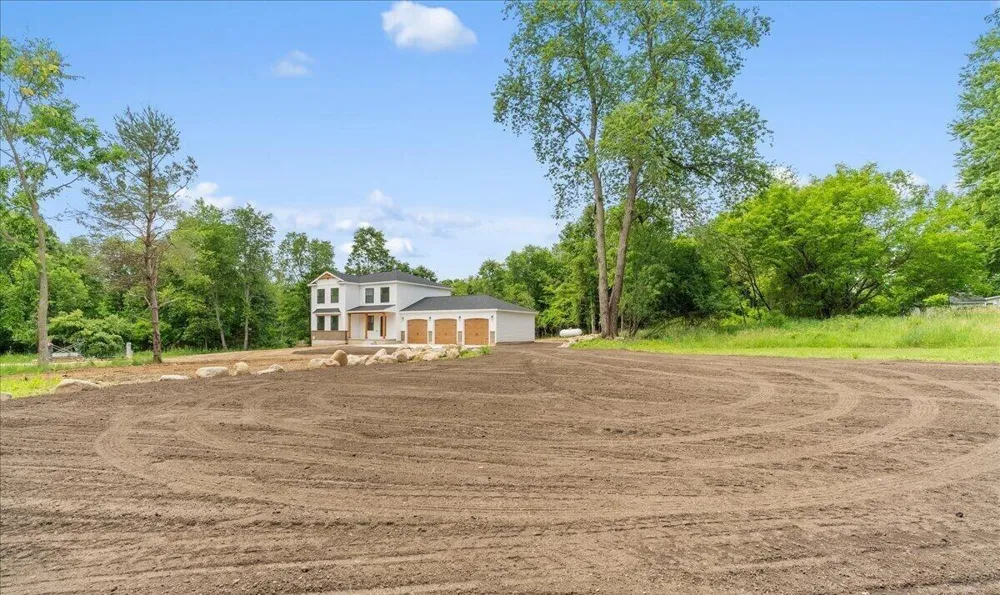 102 Mehl Street Leslie, MI 49251
