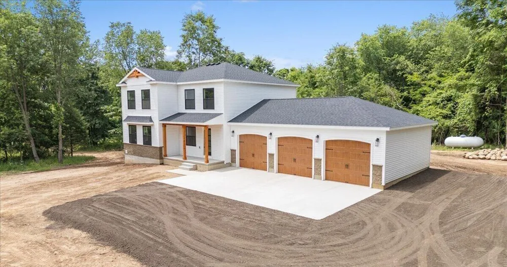 102 Mehl Street Leslie, MI 49251