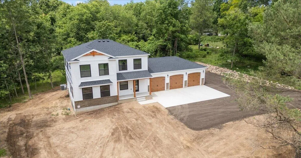 102 Mehl Street Leslie, MI 49251