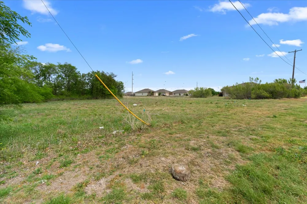 101 Mager Lane Hutto, TX 78634