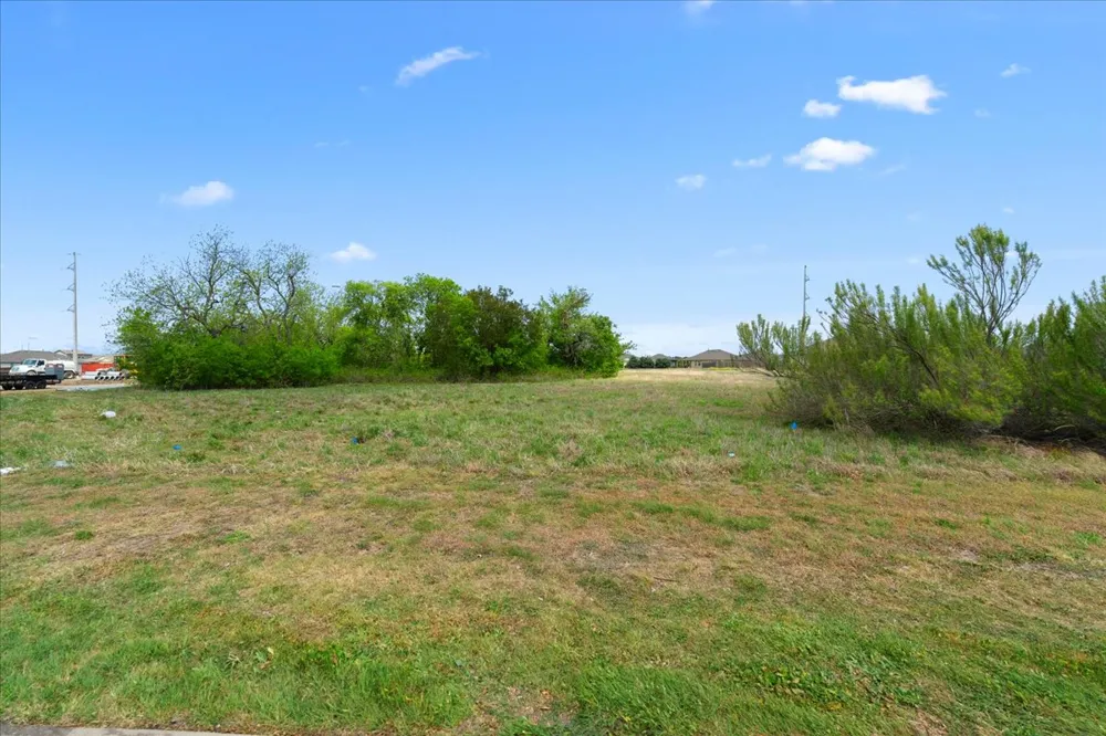 101 Mager Lane Hutto, TX 78634