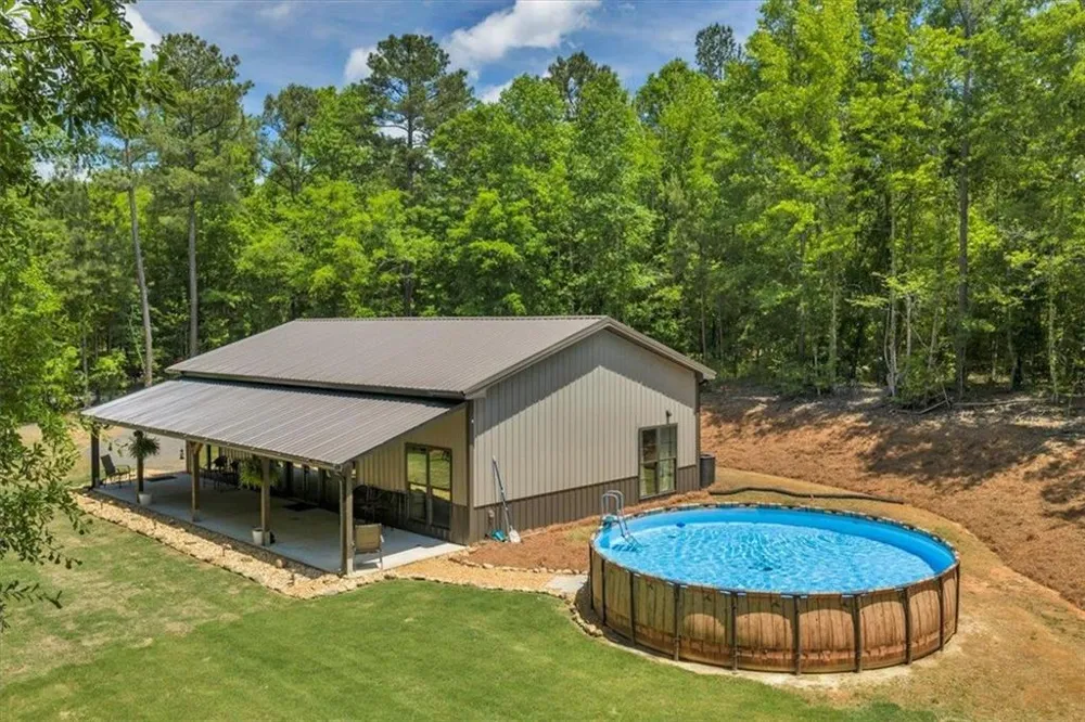 627 Johnstonville Road Barnesville, GA 30204