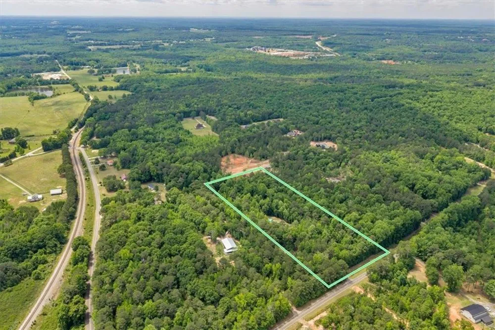 627 Johnstonville Road Barnesville, GA 30204