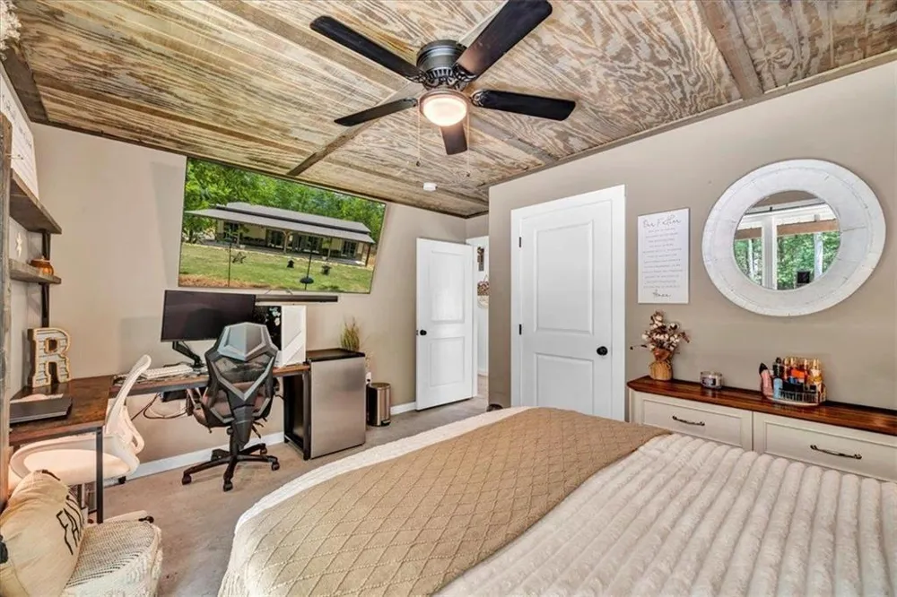 627 Johnstonville Road Barnesville, GA 30204