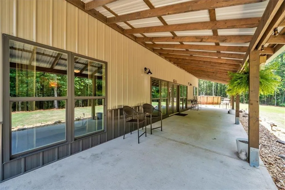 627 Johnstonville Road Barnesville, GA 30204