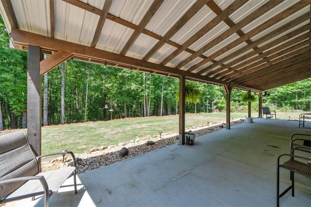 627 Johnstonville Road Barnesville, GA 30204