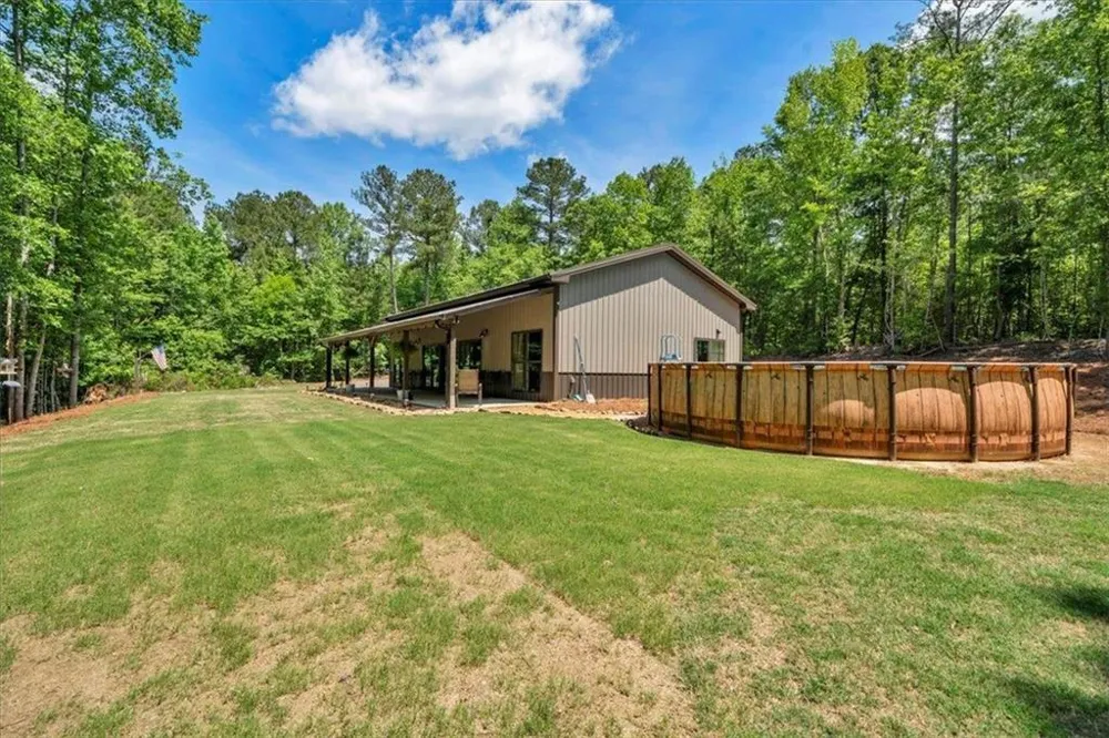 627 Johnstonville Road Barnesville, GA 30204