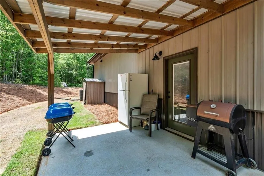 627 Johnstonville Road Barnesville, GA 30204