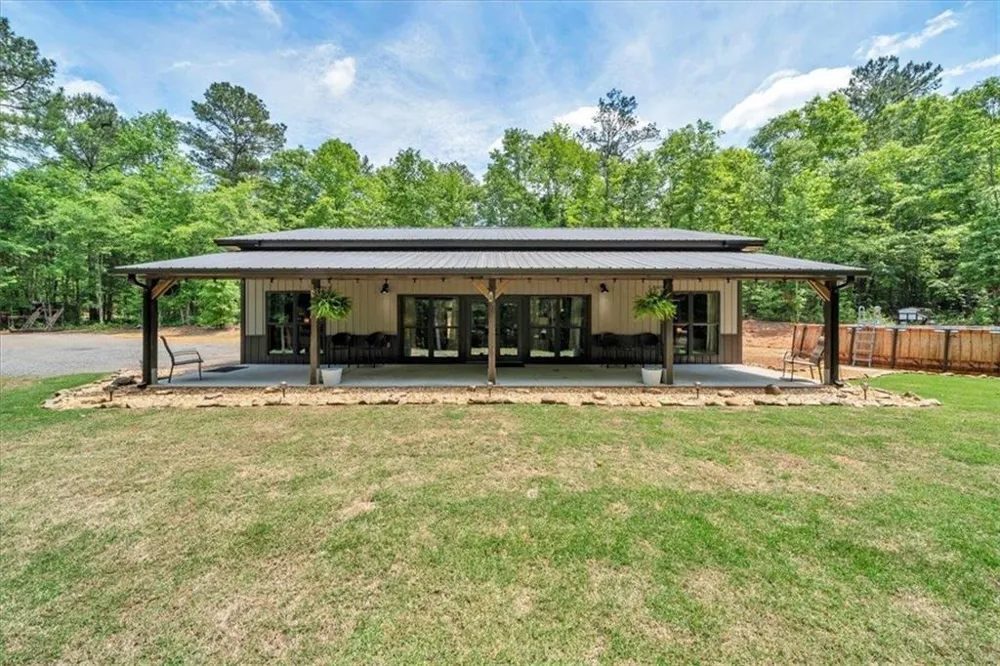 627 Johnstonville Road Barnesville, GA 30204
