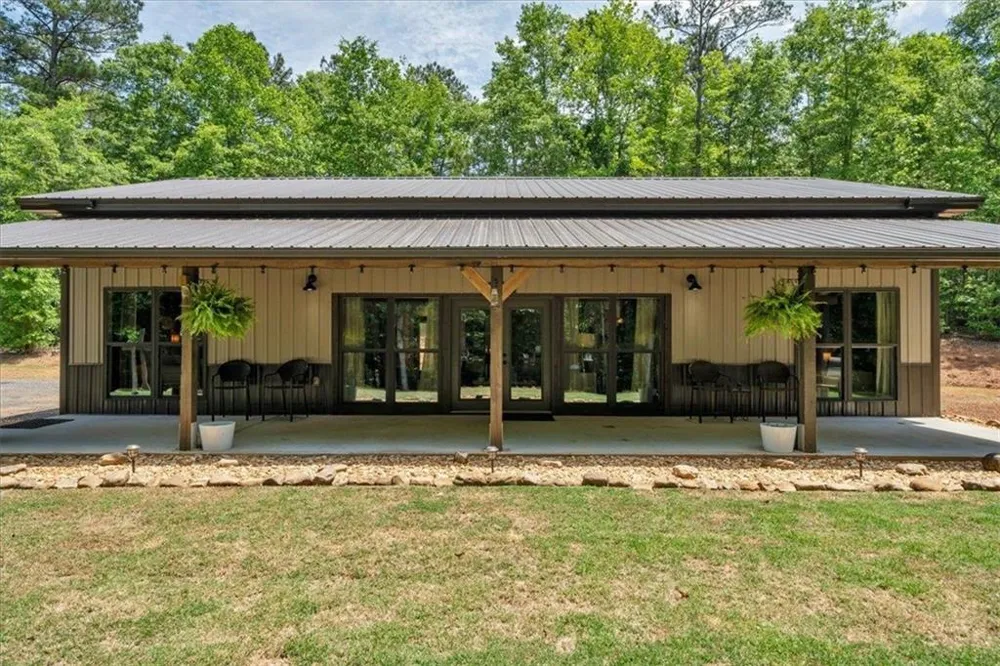 627 Johnstonville Road Barnesville, GA 30204