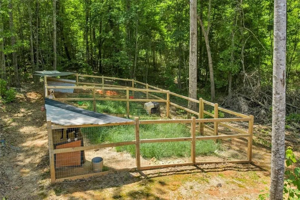 627 Johnstonville Road Barnesville, GA 30204