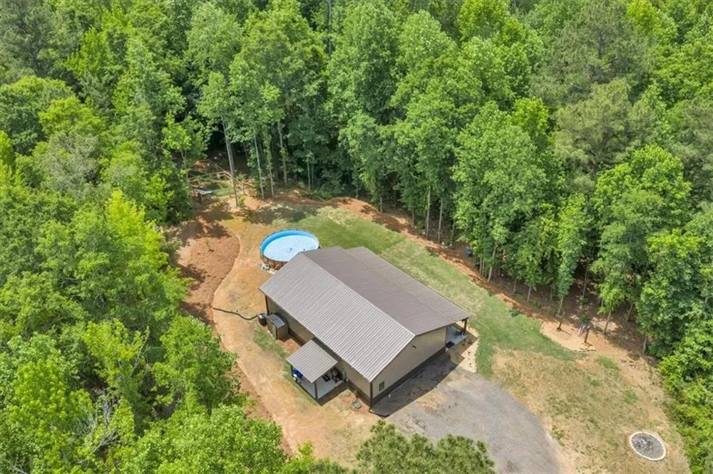 627 Johnstonville Road Barnesville, GA 30204