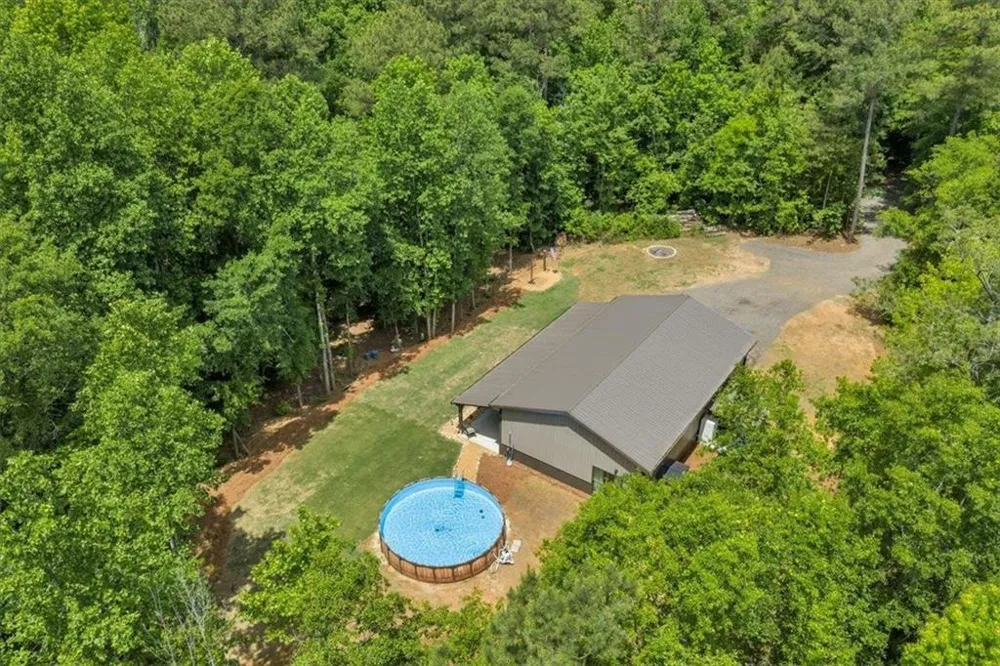 627 Johnstonville Road Barnesville, GA 30204