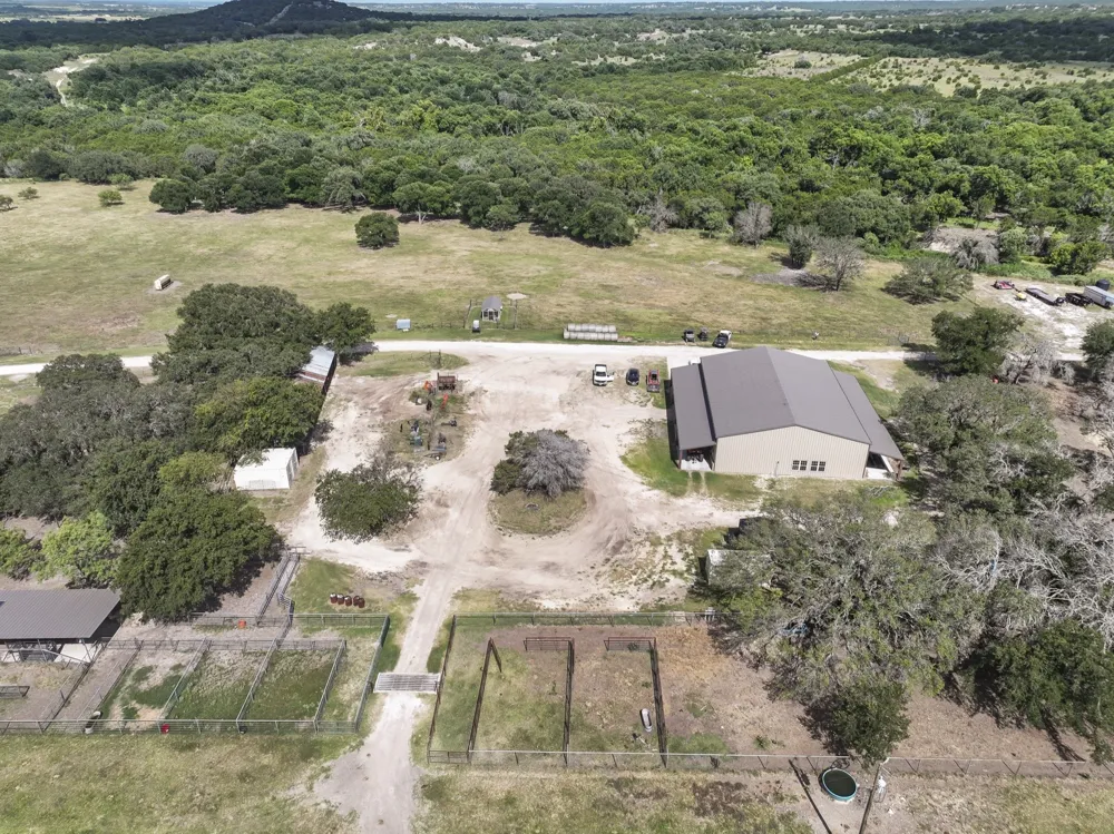 1042 Highway 174 Meridian, TX 76665