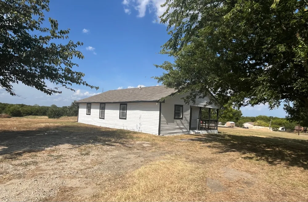 824 Nob Hill Road Quinlan, TX 75474