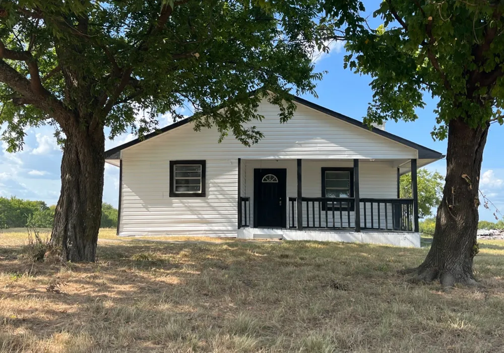 824 Nob Hill Road Quinlan, TX 75474