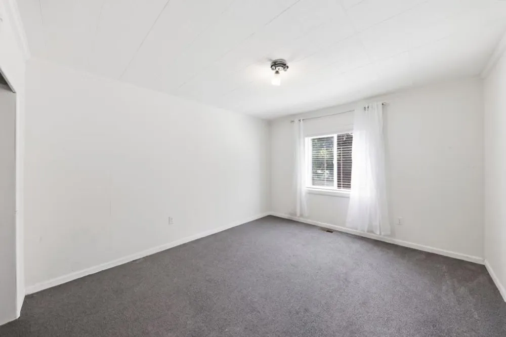 2032 Lyon Avenue Belmont, CA 94002