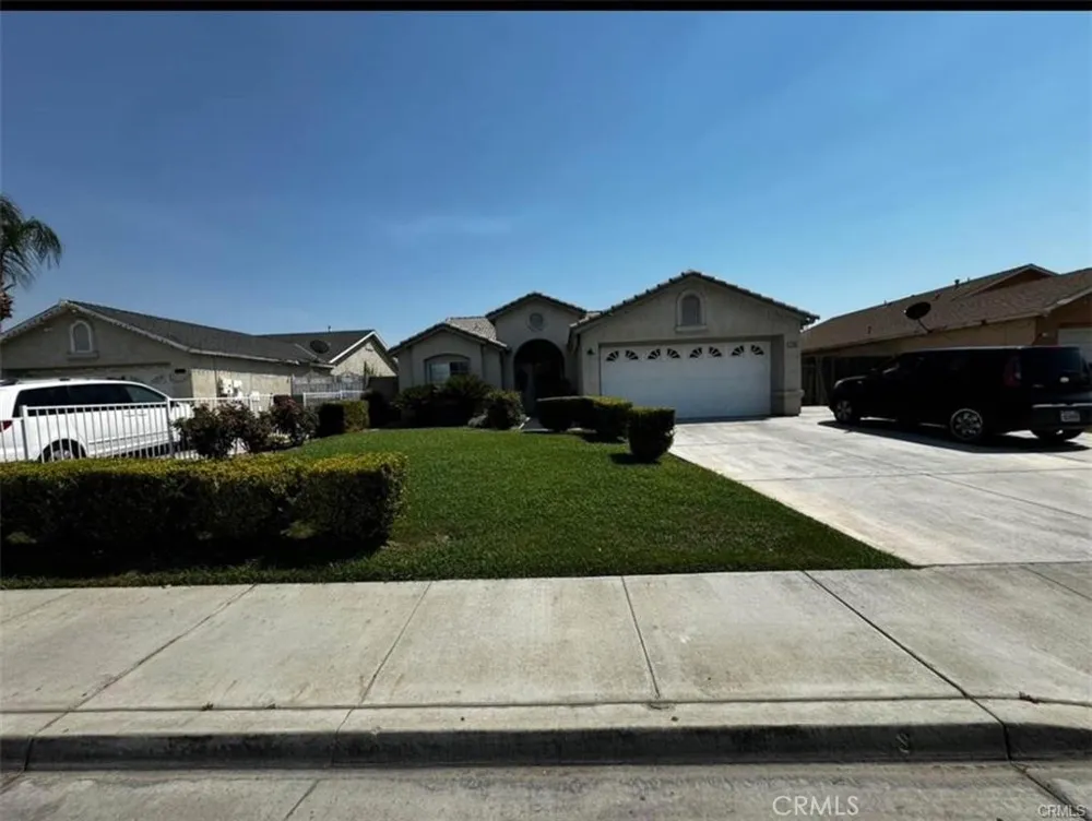 1201 Evadonna Bakersfield, CA 93307