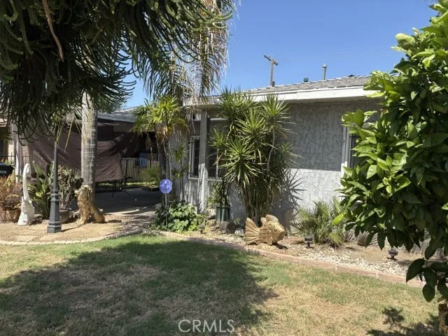 8563 Eglise Pico Rivera, CA 90660