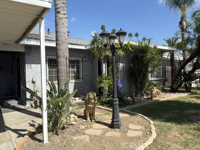 8563 Eglise Pico Rivera, CA 90660