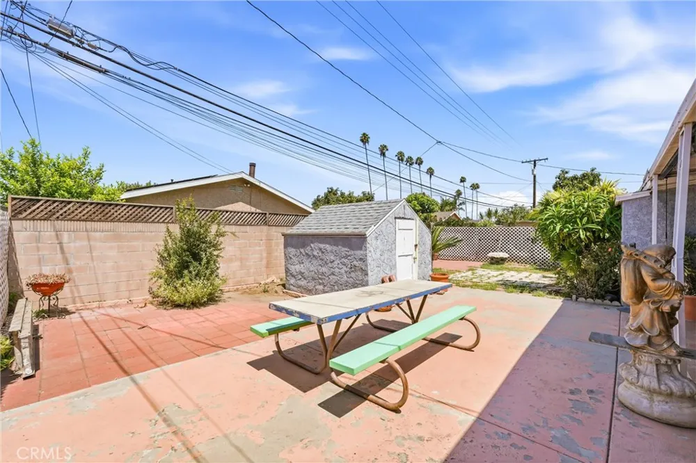 8563 Eglise Pico Rivera, CA 90660