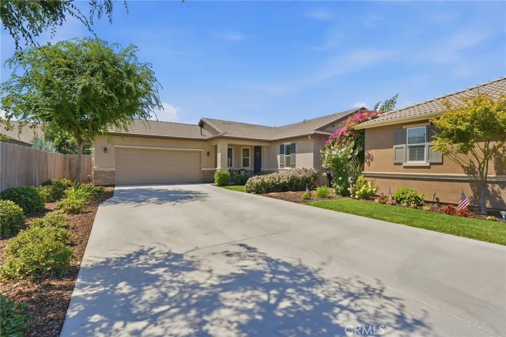 3207 Kent Street Visalia, CA 93291