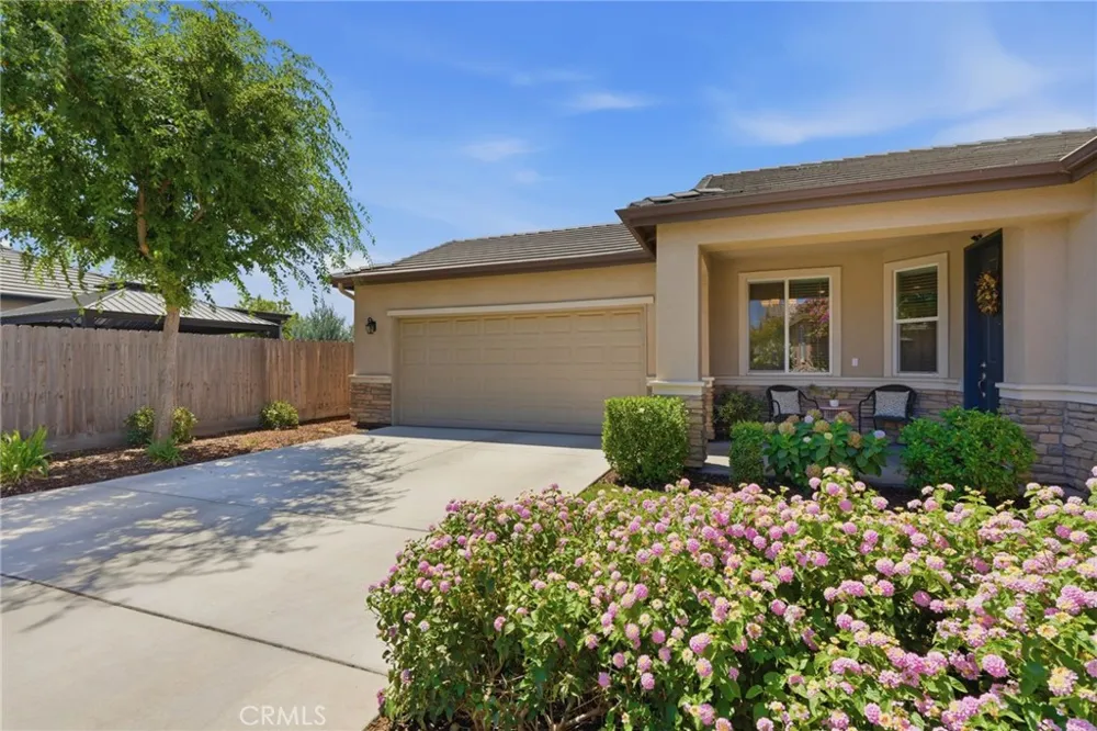 3207 Kent Street Visalia, CA 93291