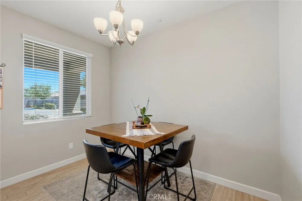 3207 Kent Street Visalia, CA 93291