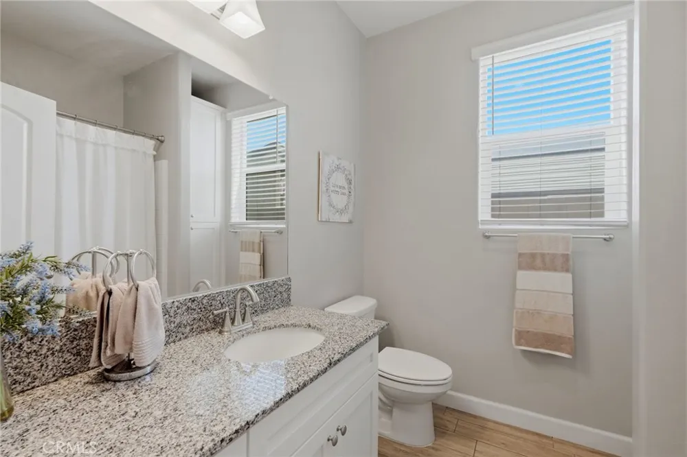 3207 Kent Street Visalia, CA 93291