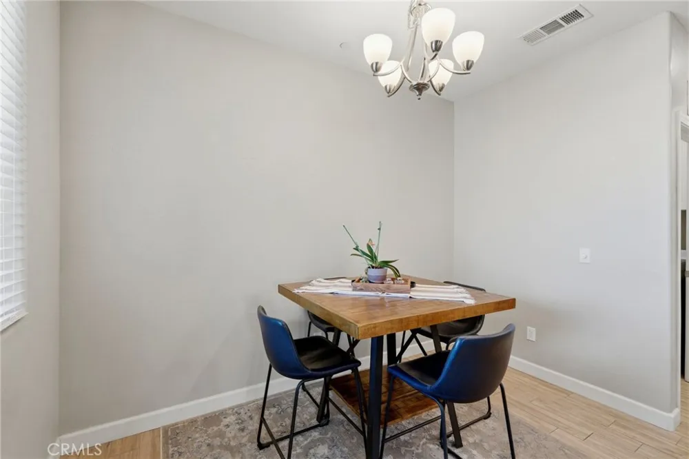 3207 Kent Street Visalia, CA 93291