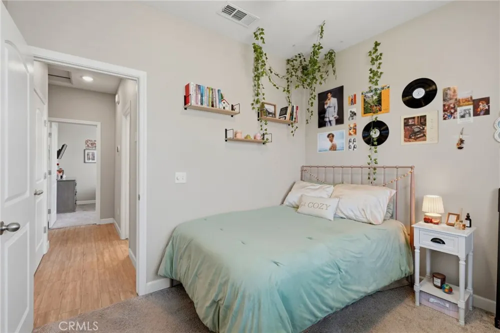 3207 Kent Street Visalia, CA 93291