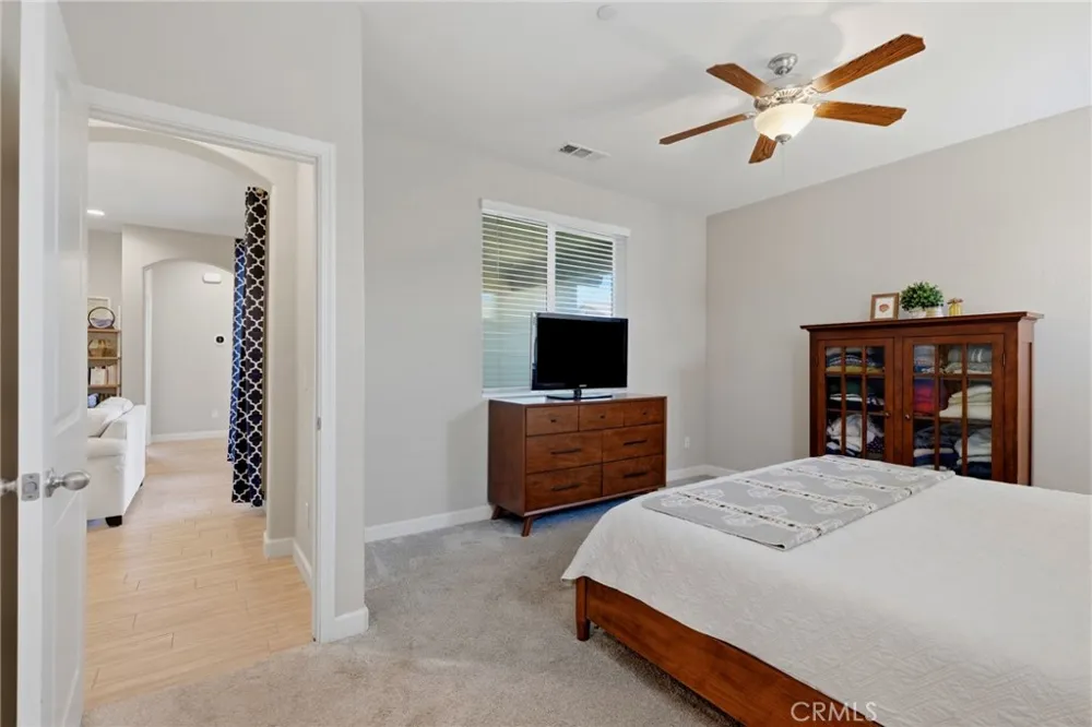 3207 Kent Street Visalia, CA 93291