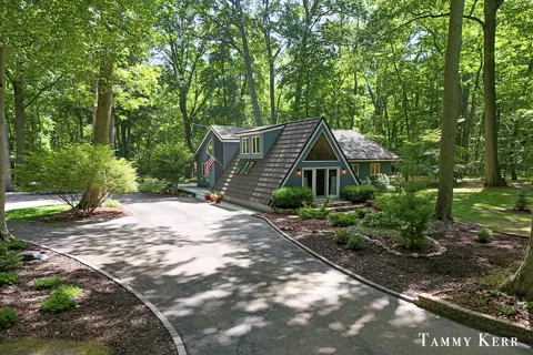 6051 Old Allegan Road